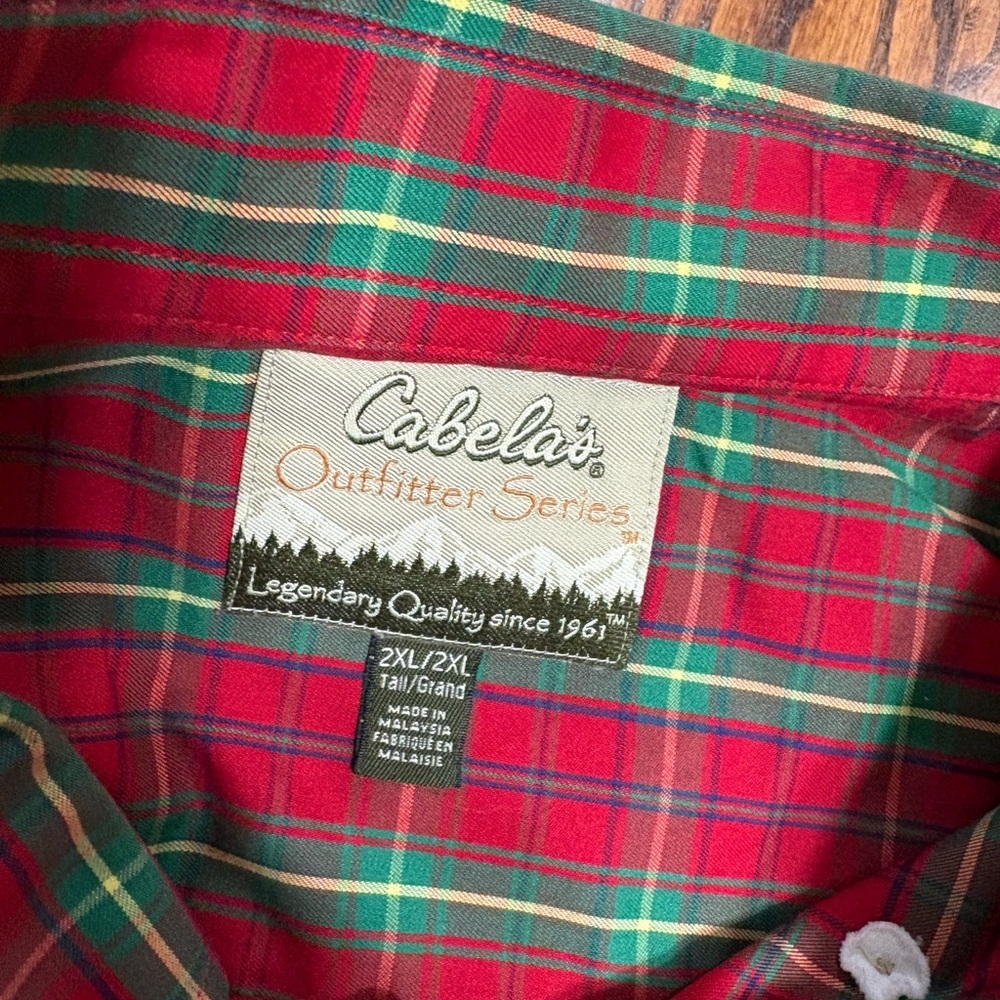 CABELAS SIZE 2XL TALL MENS RED & GREEN PLAID LONG SLEEVE SHIRT - Picture 2 of 5